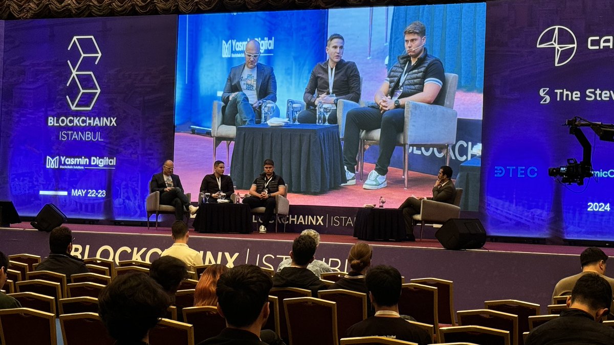 kiriuzx's tweet image. Blockchain in Istanbul 🇹🇷
#blockchainX