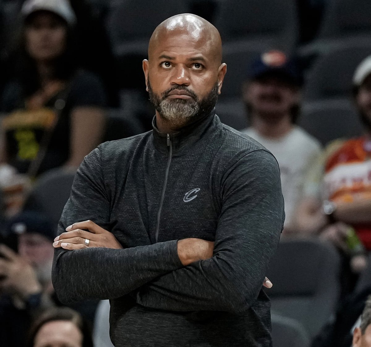 The Cleveland Cavaliers parted ways with head coach JB Bickerstaff, sources tell @TheAthletic @Stadium. Warriors assistant Kenny Atkinson and Pelicans associate James Borrego are expected to be among candidates for the job.