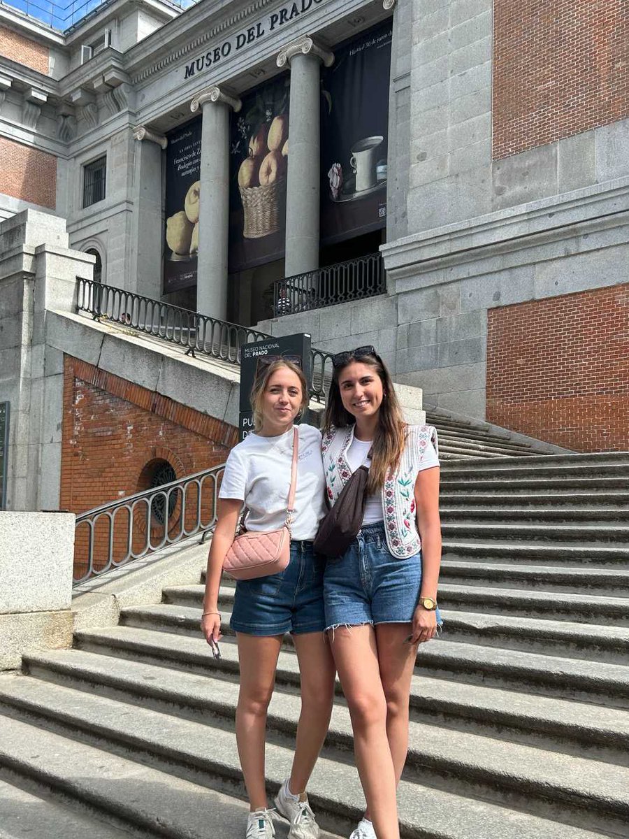 Postcard from Spain! Our PGCE student teachers Amanda and Nicole are enjoying life in Madrid where they are spending four weeks as part of their teaching practice. Find out about our PGCE at ow.ly/RK1V50RSgwB