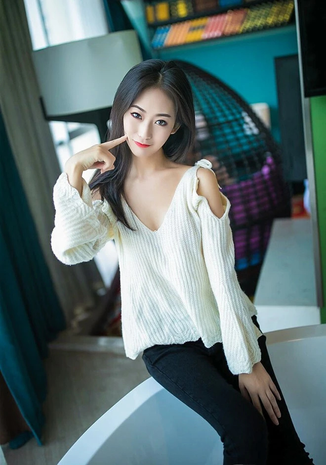 AsiaSingles2day's tweet photo. Qing is a pretty single lady looking for a partner π Chat with her on our site only π https://t.co/UrLB6kHWGI
#datingus #interracialdating #interracialcouple https://t.co/tJQVHe8V6D