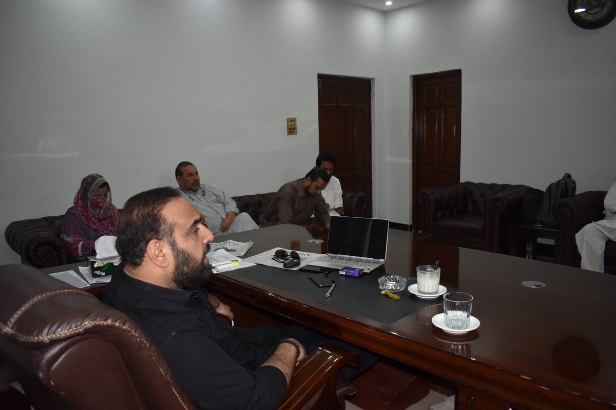 youthaffairsgov's tweet photo. Meeting with KPIT Board to develop an online portal for the Insaf Nowjawan Rozgar Scheme (INRS). #YouthEmpowerment #INRS #KPITB, #KPYouthAffairs https://t.co/fDkjPj4FMF