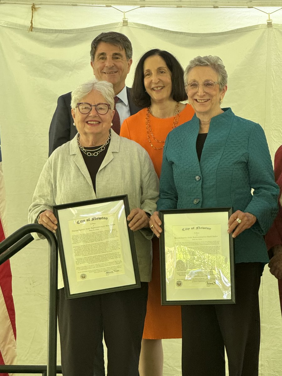 RepRuthBalser's tweet image. Thank you Mayor @RuthanneFuller and #Newton for recognizing my years of service as #Alderman and #StateRep along with @RepKayKhan who is also retiring.