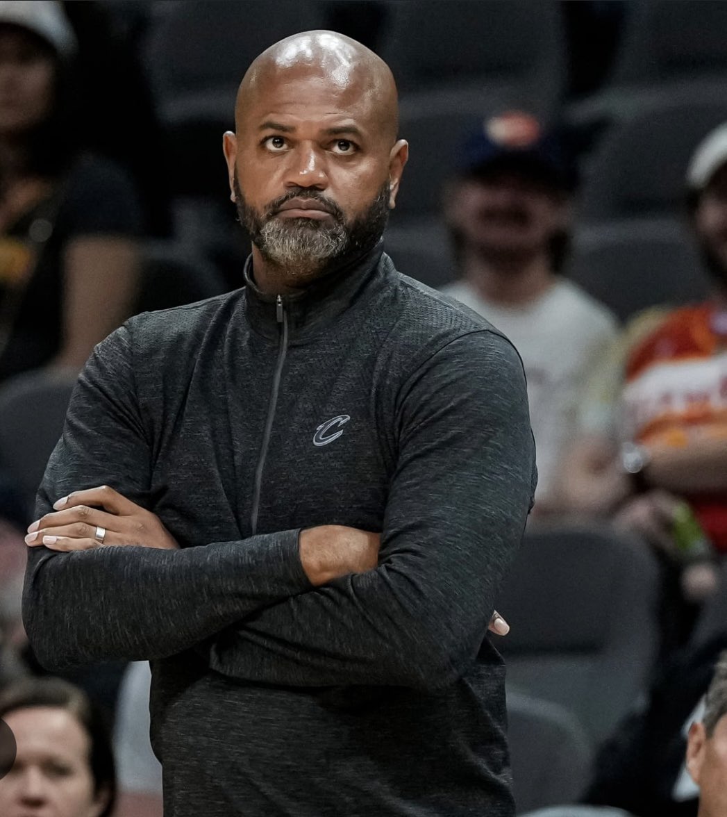 TTCsportsNews's tweet photo. 🚨🚨BREAKING: The Cleveland Cavaliers have fired head coach J.B Bickerstaff following their 2nd round exit in the Eastern Conference Semis. He finished with a 170-159 record in 5 seasons with the team.
#cleveland #cavs #firing #nba #ttcsports https://t.co/TTcUC7wThJ