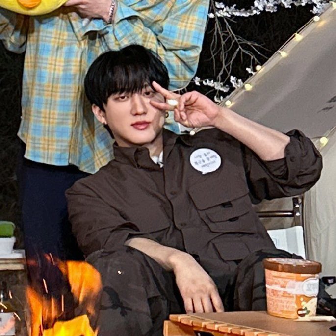 changbin pics tweet media