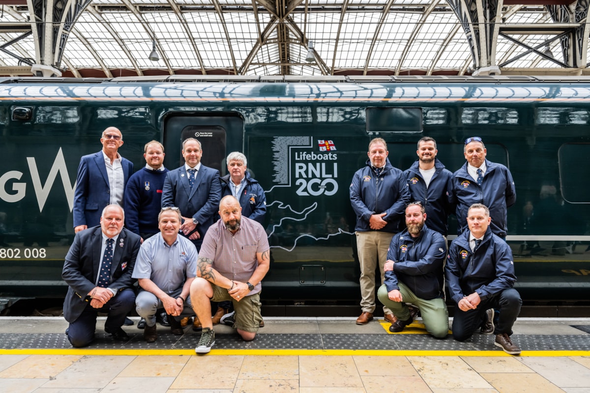 Great Western Railway partners with Royal National Lifeboat Institution to celebrate the charity’s 200th anniversary news.gwr.com/news/great-wes…