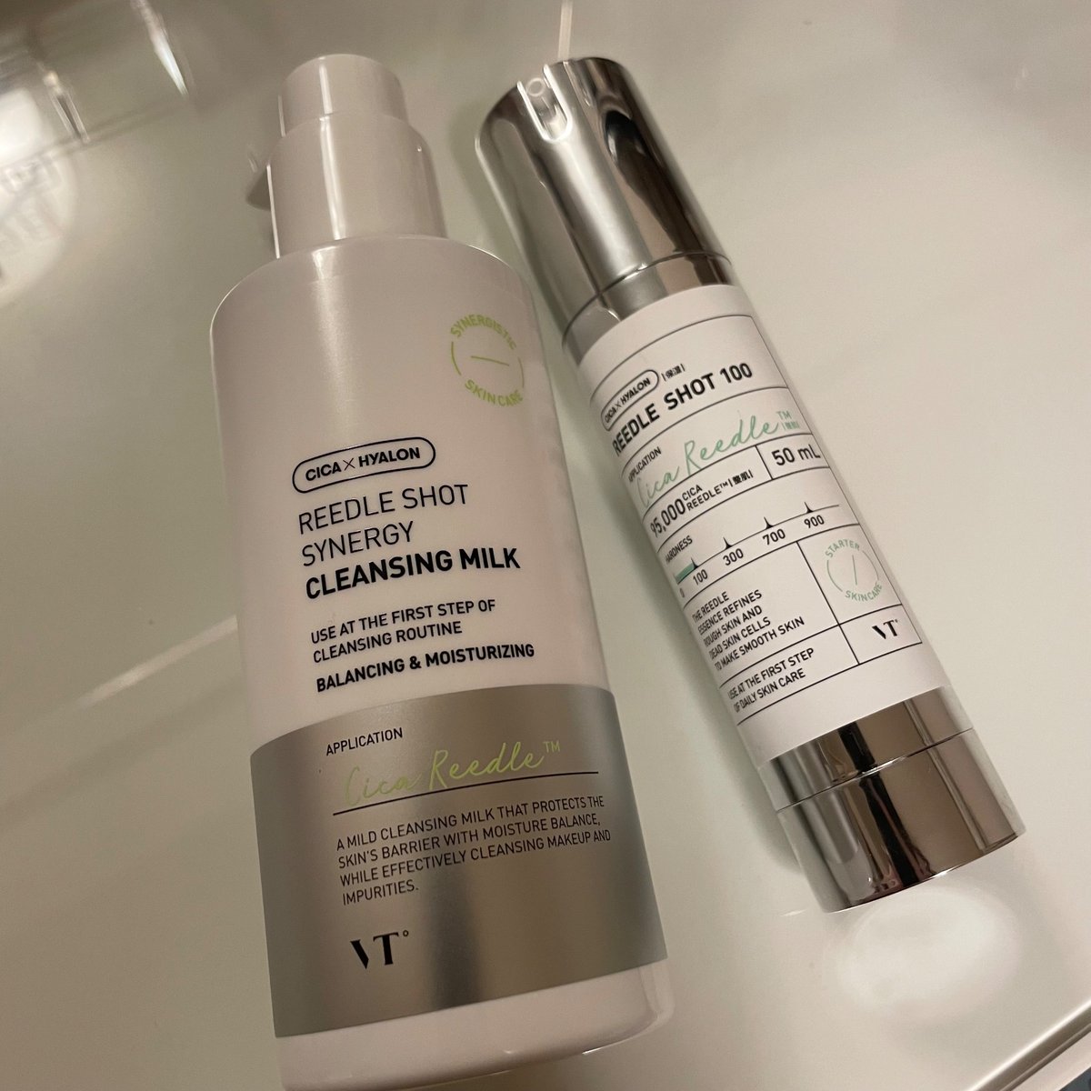 mayopp50's tweet photo. @vtcosmetics_jp リードルショットは100とクレンジングミルクを愛用してるよ🥰 https://t.co/XDWl0px2o9