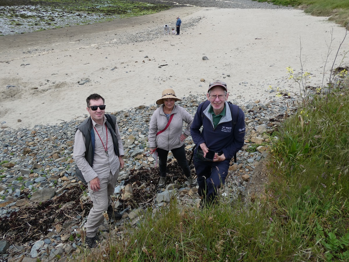 Guernsey_NC's tweet image. A huge thank you to all the experts who came along to the BioBlitz on Tuesday to search for as many species as possible in 24 hours.
#bioblitz #naturerecording #butterflies #moths #birds #plants #marinelife #mammals #insects #spiders