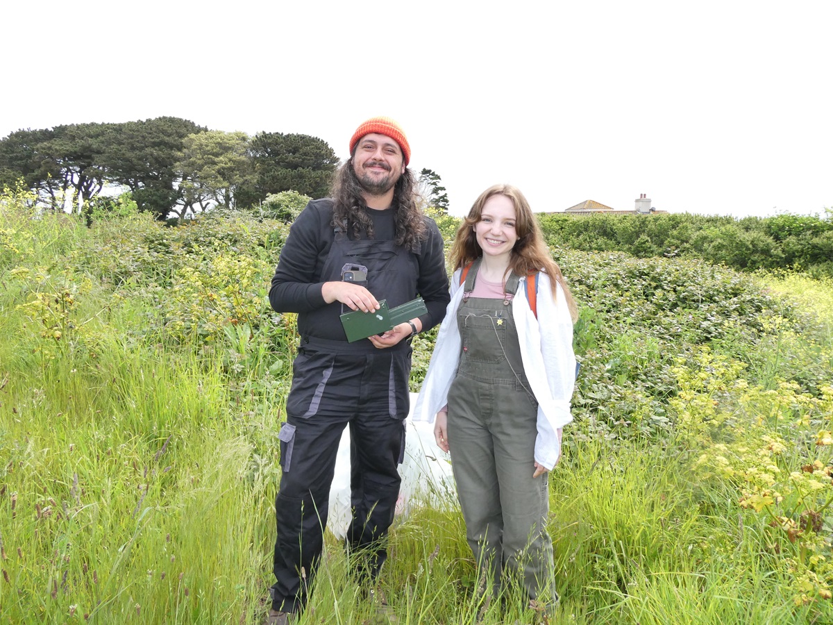 Guernsey_NC's tweet image. A huge thank you to all the experts who came along to the BioBlitz on Tuesday to search for as many species as possible in 24 hours.
#bioblitz #naturerecording #butterflies #moths #birds #plants #marinelife #mammals #insects #spiders