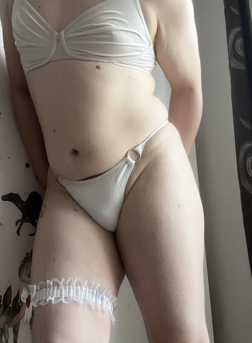 FemboyNicole66's tweet photo. White lingerie ^^ https://t.co/dcbilo9VJJ