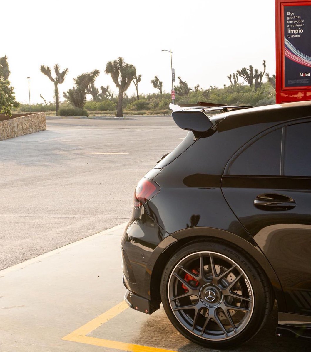 Uncle_Benz_'s tweet image. A45s 🦇🦇