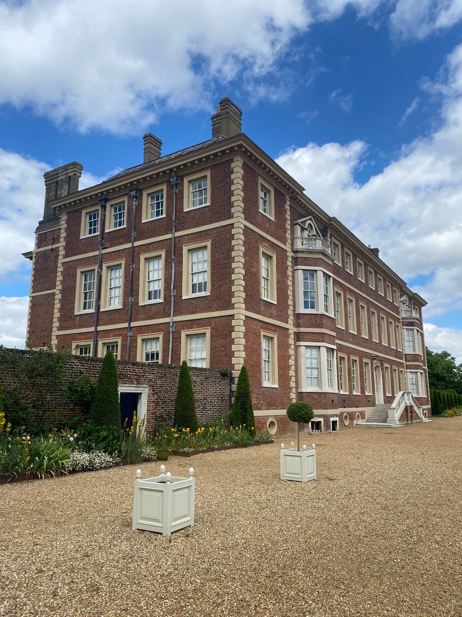 Lauren Working tweet media