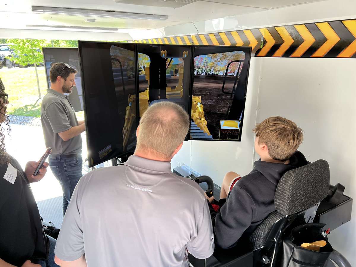 PVNCCDSB's tweet photo. The @HiawathaFN, PVNC Catholic and OYAP Skilled Trades Day is underway in the L.I.F.E. Services Centre at #HiawathaFirstNation! 

Over 100 Indigenous students from across PVNC Catholic and @kprschools are participating to learn about and consider a future in the skilled trades. https://t.co/qvJnO5Ho6I