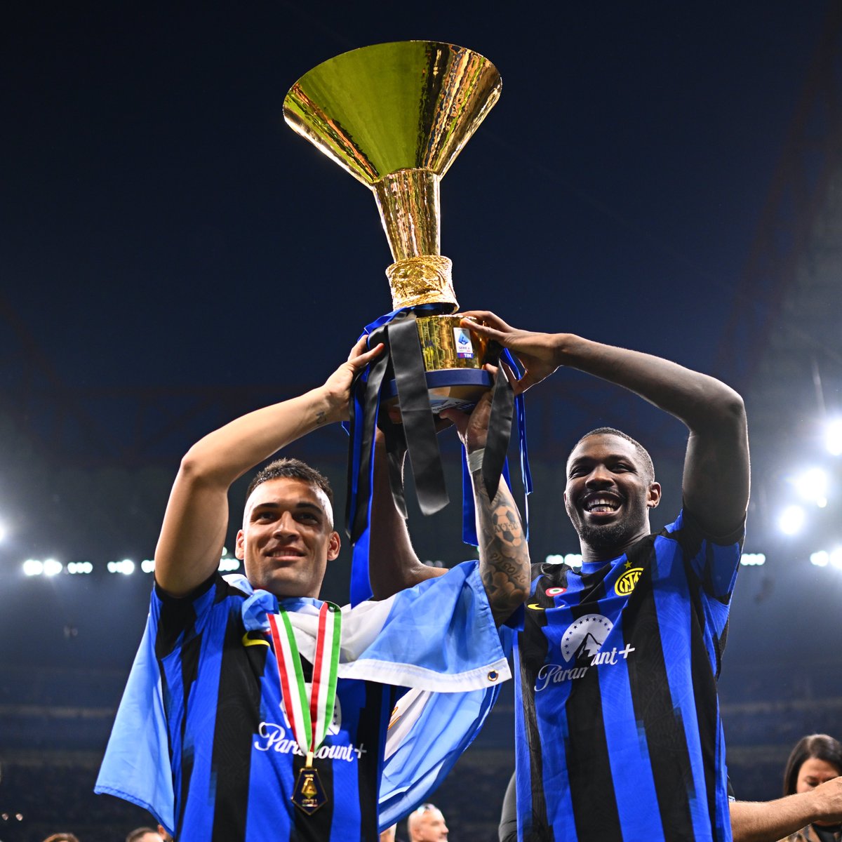 Golden Thula 🏆🖤💙 #ForzaInter #IM2Stars