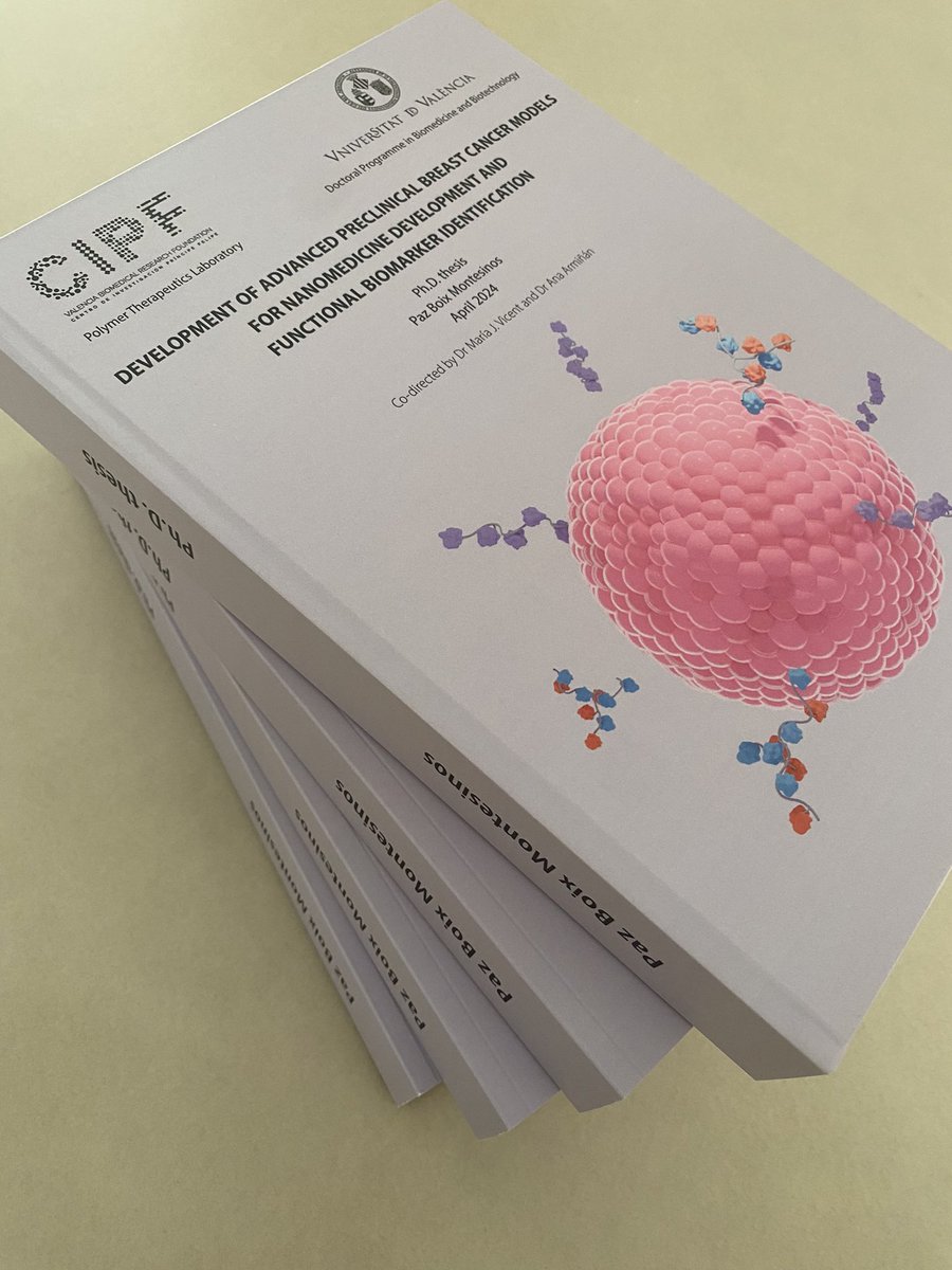 I can proudly share that my PhD thesis books have just arrived ✨ The way was challenging, but the hard work was all worth it.

Today I get one step closer to getting my PhD. 

<a href="/VicentPTLab/">MJVicentPTLab</a> <a href="/CIPFciencia/">CIPF</a>