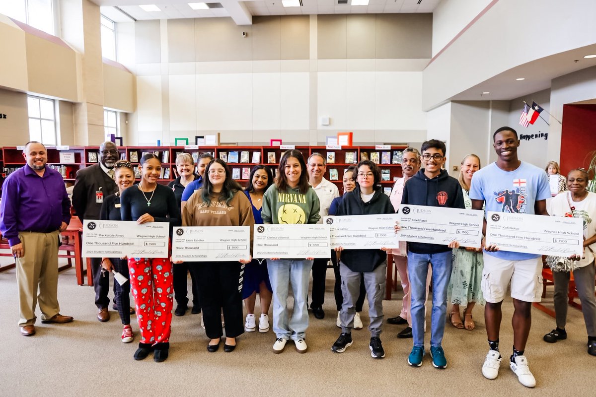 Chrissy0530's tweet photo. Congratulations to my amazing @kenzielynette21 for being awarded the Judson Education Foundation scholarship! I am beyond proud of you! A heartfelt thank you to @JudsonISD for providing this incredible scholarship opportunity. 💕💕💕 https://t.co/rtJOGLXXAn