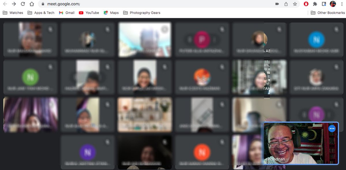 tedadnan's tweet image. Baru selesai kelas atas talian dengan pelajar-pelajar kokurikulum fotografi UiTM Shah Alam. Untuk tahun ini, 70% kelas fizikal dan 30% kelas di alam maya. Jaman #PKP #PKPP #PKPB &amp;amp; #PKPD 100% atas talian!  Sem ini ada Modul Patriotisma. Bila bicara tentang sejarah, saya suka 🥰