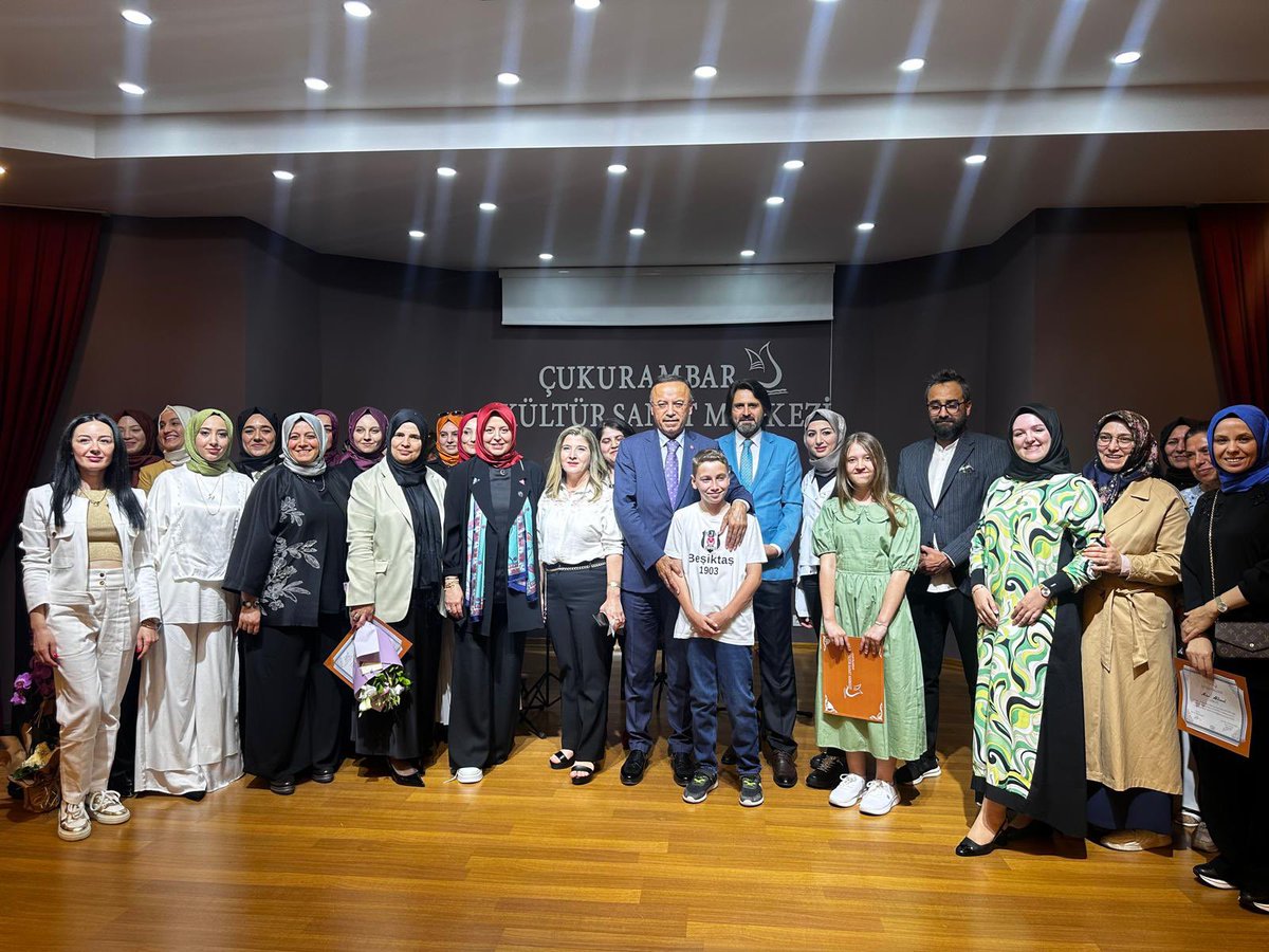 Çukurambar Kültür Sanat Merkezi'nin Geçmişten Geleceğe, Gelenekten Çağdaş'a" YANSIMA adlı çini, yağlı boya ve kara kalem eserlerinden oluşan sergisinin açılışına katıldık.