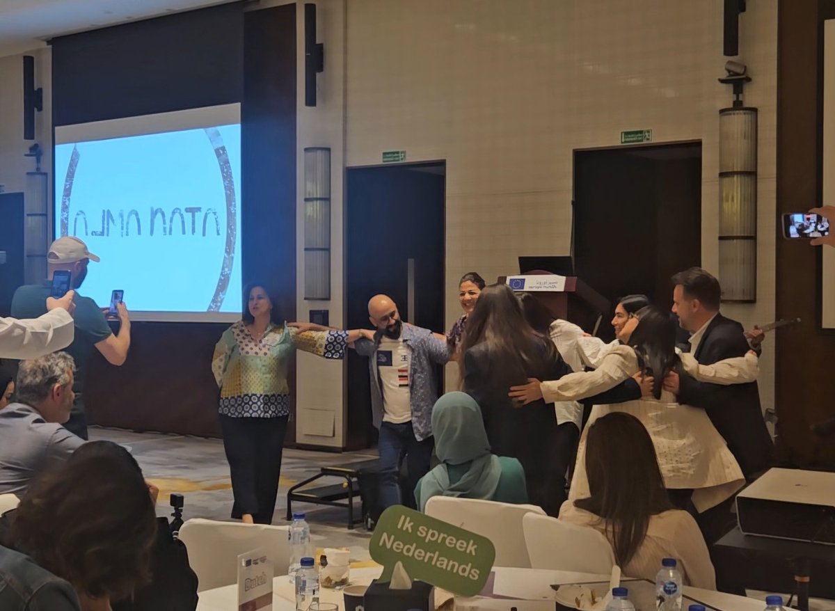 AreejIbrahimA's tweet image. Had an amazing time at the #RiyadhLanguageExchange event with my peers! It was fantastic to meet people from different cultures and practice languages together.
Bonjour, Guten Tag, Ciao, hola
@EUintheGCC