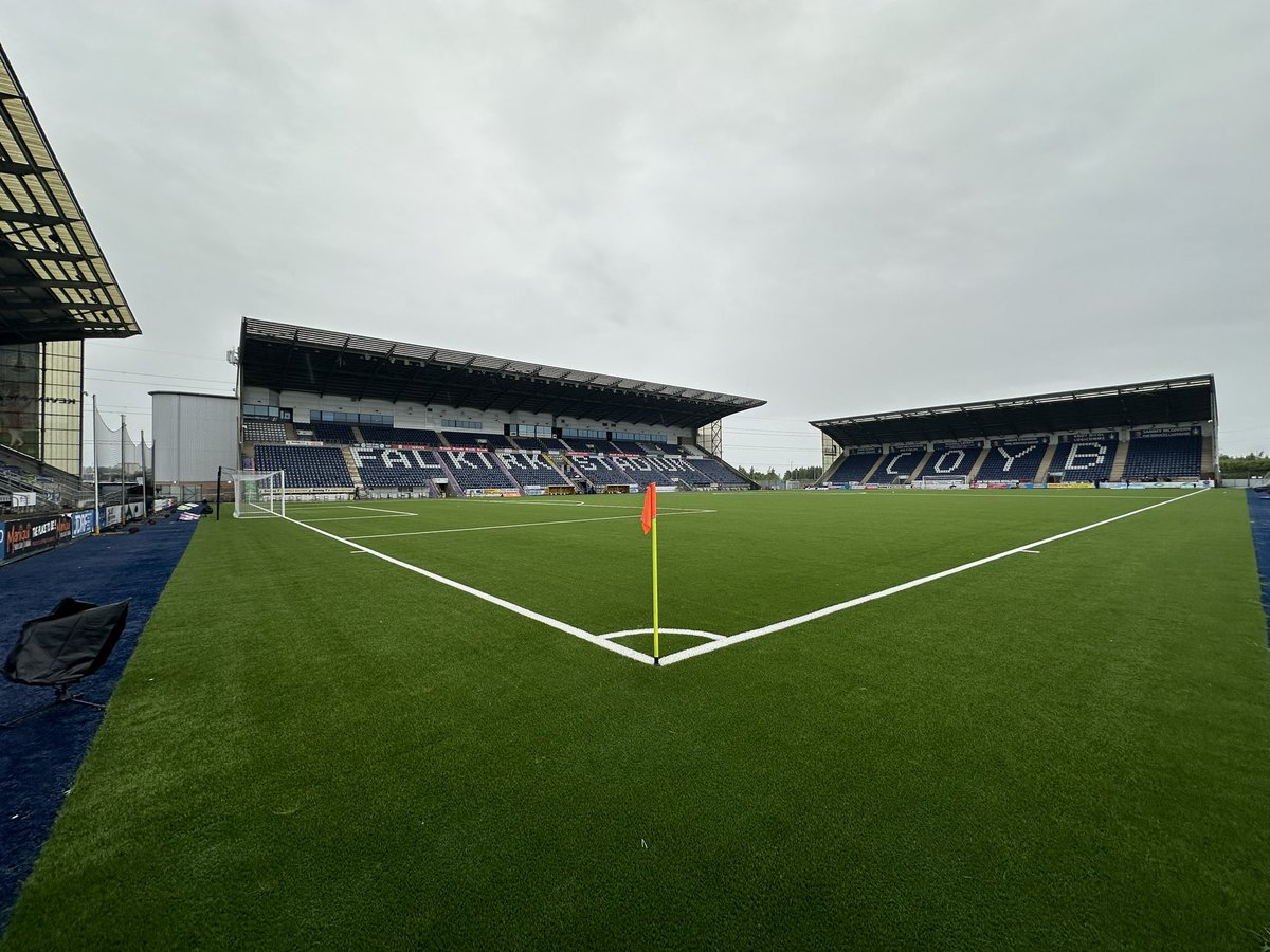 ⏱️ Just over an hour to go until KO here at Falkirk. #DUFCW