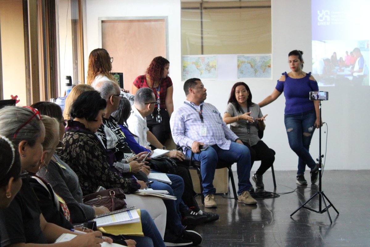 #Ahora 🗣️|| Mirian Araujo Directora de Gestión  Administrativa explicó la importancia de los procesos de responsabilidad de su área y de la organización de trabajo, con la finalidad de impulsar y ofrecer herramientas efectivas a los diferentes representantes de las #UTGU.