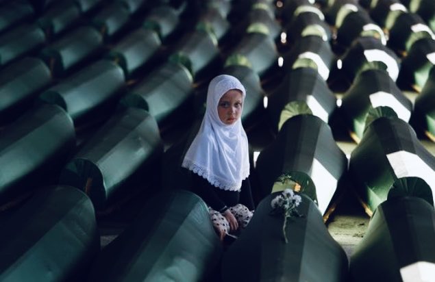 Yaramız kapanmayacak!

Birleşmiş Milletler, 11 Temmuz'u Sırpların, Bosnalılara yaptığı 'Srebrenitsa Soykırımı'nı Anma Günü' olarak kabul etti.

Srebrenitsa Soykırımı’mızı asla unutmayacağız…