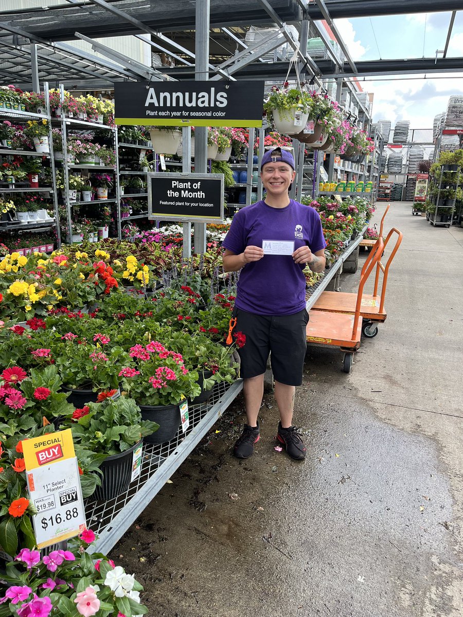 Please help us share congratulations to Rick Couey and his amazing newest Master of Merchandiser award recipients, Hannah Bell &amp; Mandy Carson out of store 2017 Indianapolis, IN. Great job and we thank you. #BellsMoM #Bellselite <a href="/brettguthrie8/">Brett</a> <a href="/brianfrombell/">Brian Harrison</a>