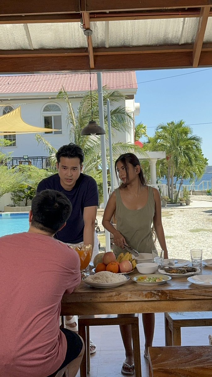 VivaOnePH's tweet photo. I MEAN… ITS MAG-ASAWA CODED??????

ISANG ORAS NA LANG MAY EP 3 NA!

#SemBreak
#SemBreakDisturbances
#MayKasamaKa
#VivaOne
#BidaKaDito https://t.co/UOuaOCefkv