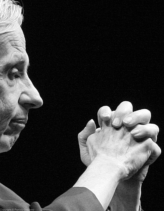 Twenty-year-old John Nash arrived at Princeton University as a graduate student with a letter of recommendation that simply read: 'He is a mathematical genius.' He was awarded the 1994 prize in economic sciences. Learn more: bit.ly/3fpYROQ