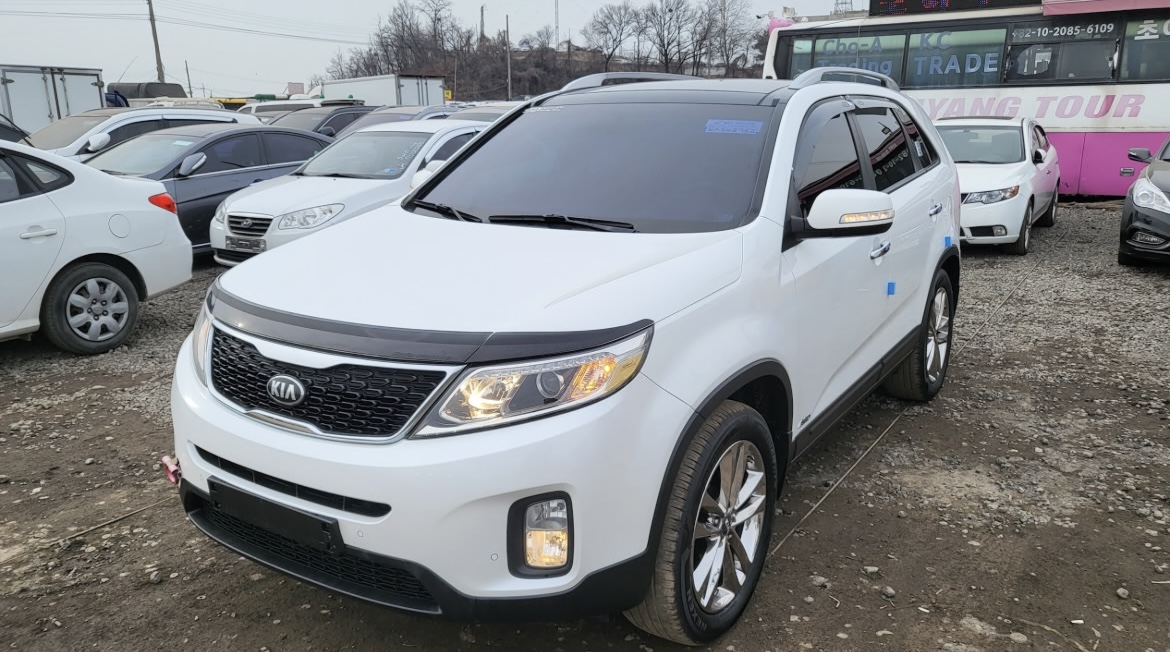 telotraigopy's tweet photo. KIA SORENTO 2014 🏅 

🔰  Motor Diesel 4x2
🔰  Asientos de cuero
🔰  Tres hileras de asientos 
🔰  Techo panoramico 

📍 Costo: Gs 139.000.000

📲  Reservar YA !

#telotraigopy
#premium
#garantia
#calidad
#suv https://t.co/6l2QEl9FfC