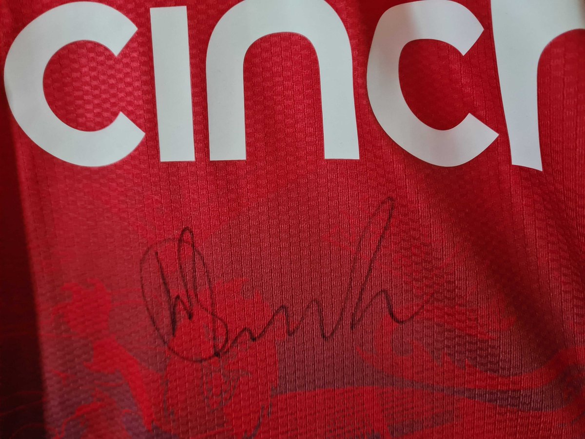 Welcome to Yorkshire (@welcome2yorks) on Twitter photo Giveaway: England cricket shirt signed by Yorkshire's Harry Brook plus signed photo and mini-bat: yorkshire.com/news/sport-new… #cricket #giveaway <a href="/Harry_Brook_88/">Harry Brook</a> Giveaway: England cricket shirt signed by Yorkshire's Harry Brook plus signed photo and mini-bat: yorkshire.com/news/sport-new… #cricket #giveaway <a href="/Harry_Brook_88/">Harry Brook</a>