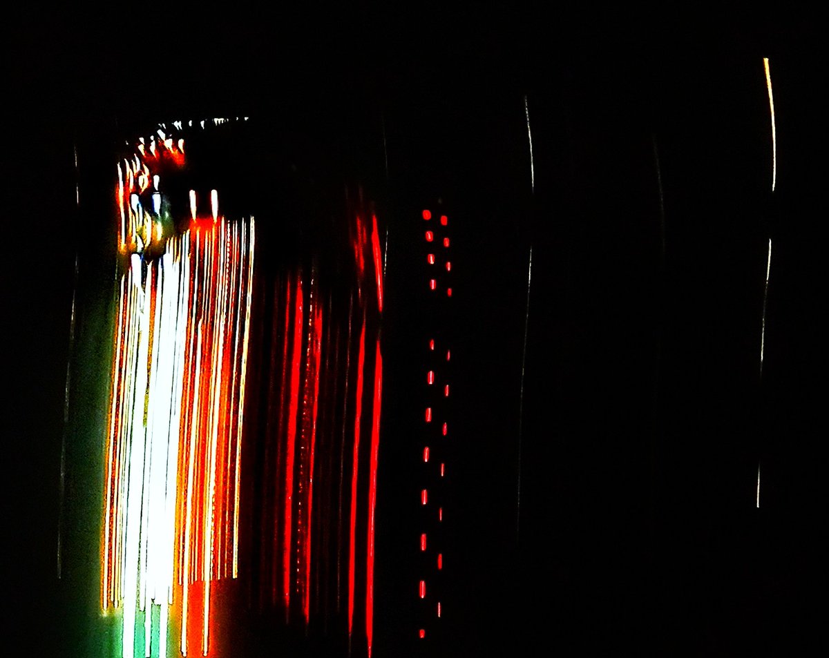 @colorlabs_io @RCederfjard @Doug35mmGraves @ga_gagarin @HaasEstate @pinkhassov I'm happy that any other people enjoy this kind of abstract color motion blur photography!
I find it incredibly visually exciting & beautiful, particularly when captured & created in & on the black field of night.

'Headlights Waterfall'