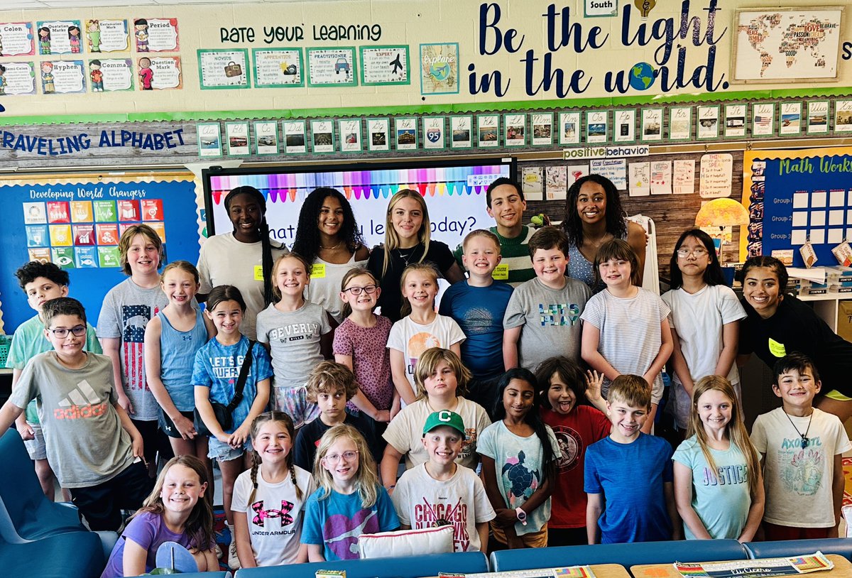 cgasiewicz28's tweet photo. We had a wonderful time learning about diversity and inclusion in class today. It was taught by our very own Lancaster High School Culture, Climate, and Inclusivity Club students. https://t.co/i7wgb5NMXv