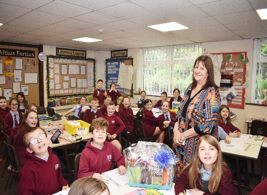 Dylan Thomas Day celebration inspires children of Beaufort Hill Primary School. loom.ly/00RLBJE