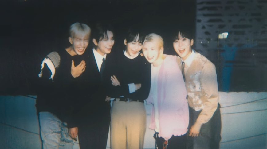 sounds_of_cheol's tweet photo. cheers to youth 🖤 https://t.co/AX9b3XCjN2