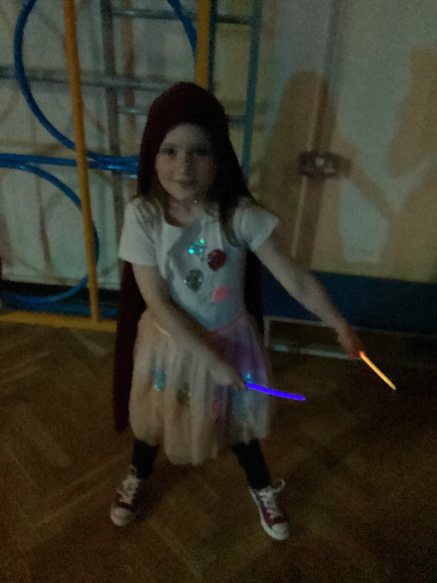 Year 1 and 2 are having a fab time at the disco #Knypersleylovesdiscos