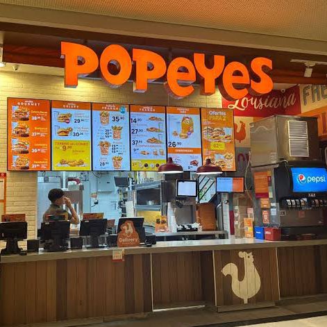 BHeMeupais's tweet photo. A Popeyers vai dar 4 mini filés de frango de graça para pessoas baixinhas que tenham até 1,55m nesta próxima sexta e no sábado (24 e 25/05).
Em BH elas estão localizadas nos Shoppings Estação, Minas, Cidade e Via Shopping. Em Contagem tem no Itaú Power e, em Betim, no Partage. https://t.co/snmVaxzFpP