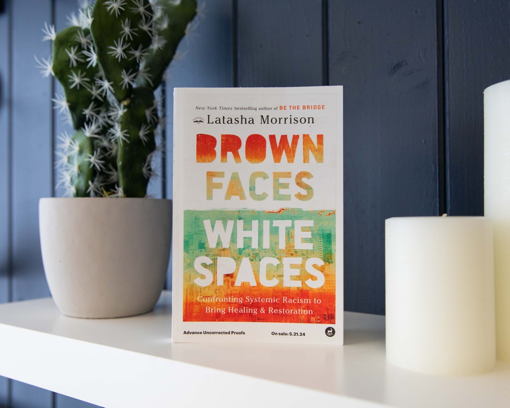 YES AND AMEN our friend @LatashaMorrison is BACK on the pod! A generous teacher. An honest leader. A kind co-laborer in Christ. Her newest book, Brown Faces White Spaces, is intimate, convicting, inviting & educational- all at the same time. Listen: pod.link/944925529/epis…