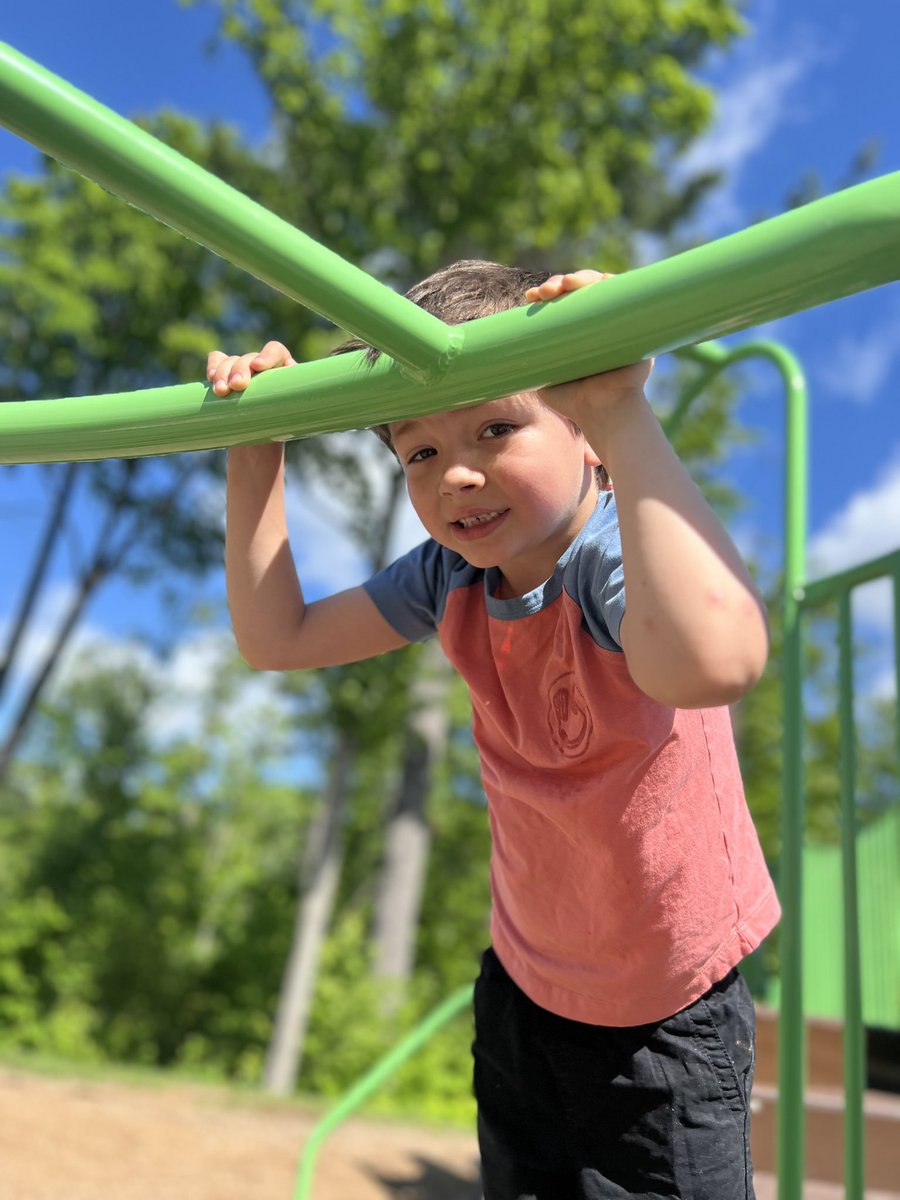 ms_ureteach tweet media