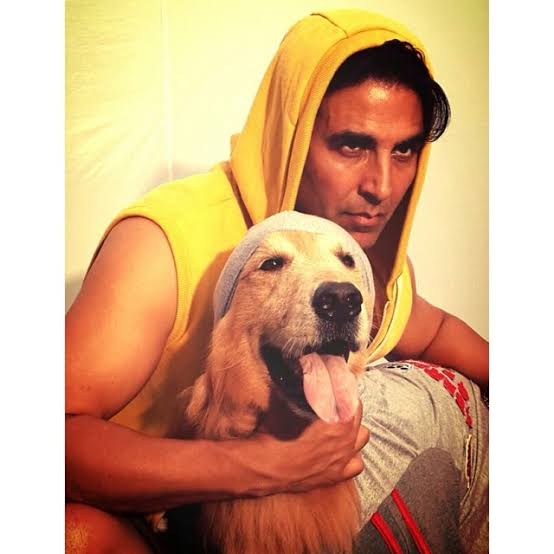 Akshaykumar dog lovers😍