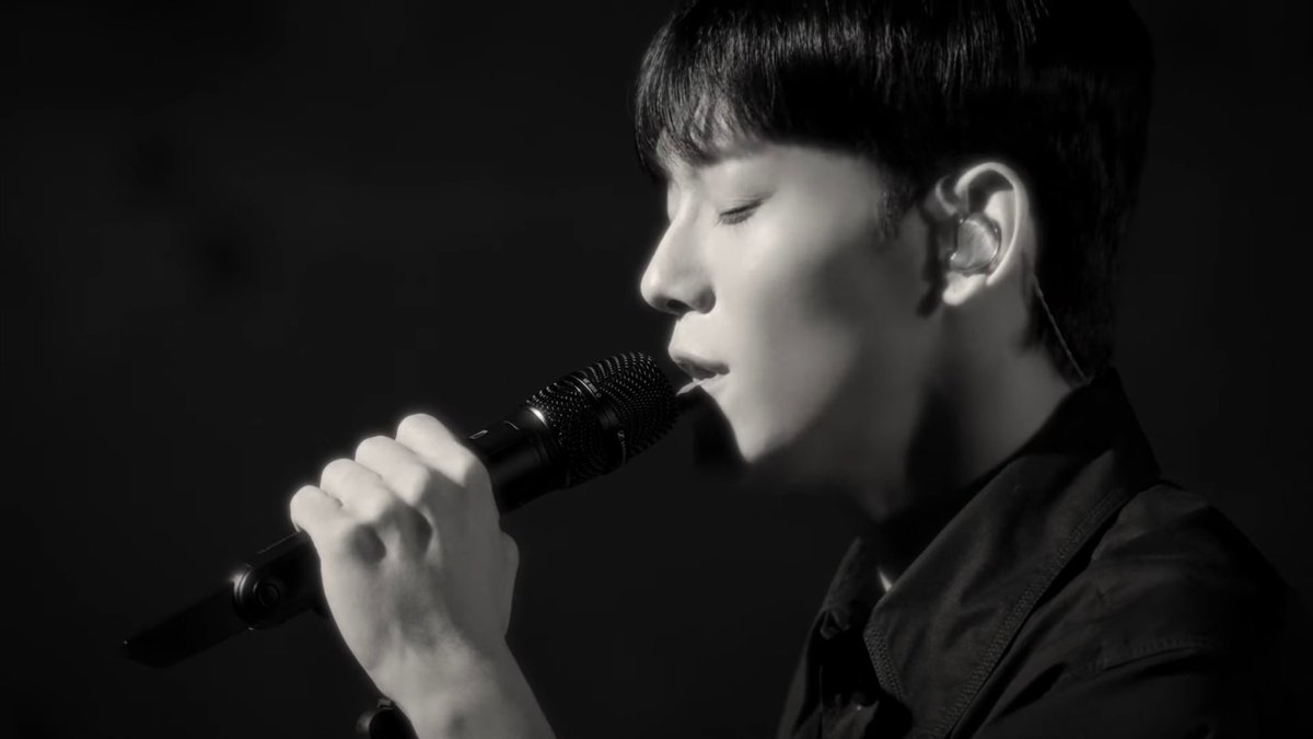kokokbop's tweet photo. CHEN’s highlight medley is pure masterpiece! 🥹🤍 https://t.co/fNhxaCS6gM