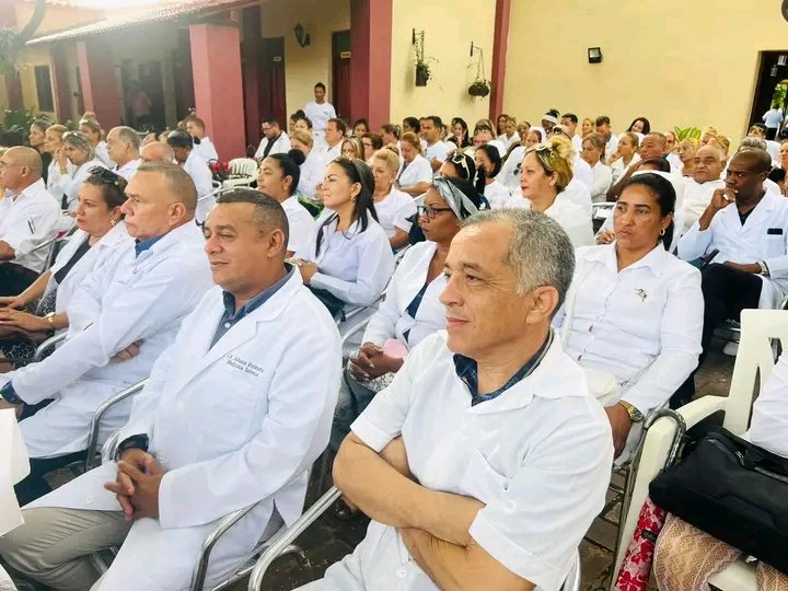 Celebra la #ProvinciaGranma Acto Provincial en homenaje al 61 Aniversario de la Colaboración Médica Cubana 
FELICIDADES A TODOS! 🇨🇺
#DMSYara #DPSGranma #CubaPorLaVida #GranmaVencerá 
#CubaCoopera