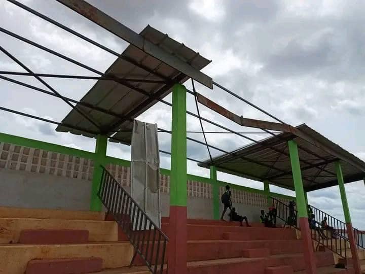 Ivoirowsky's tweet photo. Le stade de #Vavoua chez Kalou Bonaventure.
#Civ225 https://t.co/RiUd74UXWX