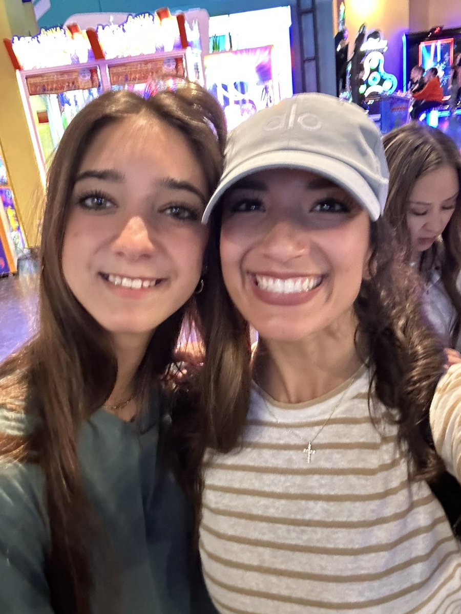 msaalvarez's tweet photo. Recent GRADUATE: Bella Baker is going to be a phenomenal teacher! A&amp;M is lucky to have you!! 💛💛💛 @MISDCareerTech @MontgomeryISD @tennison_toni @LakeCreekHS @lions_trw @KellyLout @TanyaBrogger https://t.co/nmqG4lNASr
