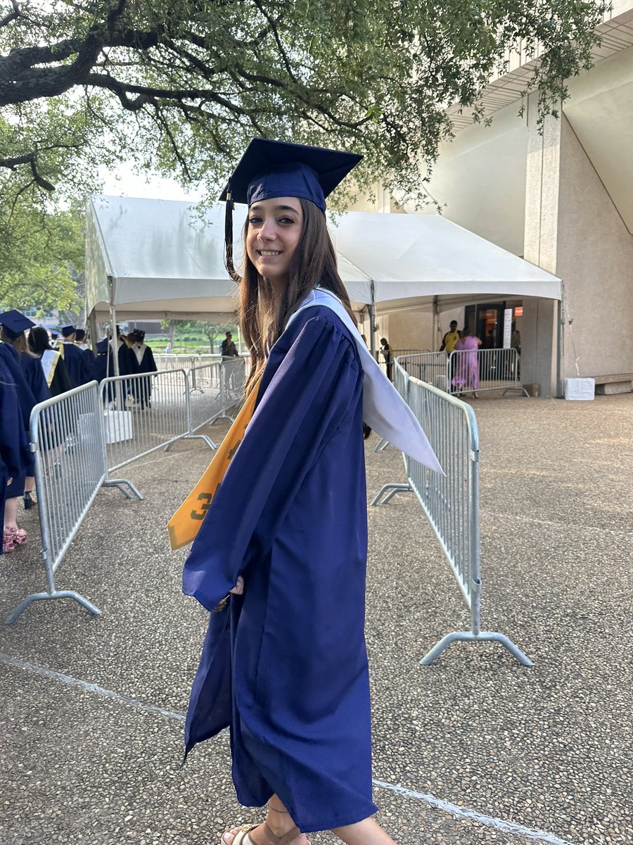 msaalvarez's tweet photo. Recent GRADUATE: Bella Baker is going to be a phenomenal teacher! A&amp;M is lucky to have you!! 💛💛💛 @MISDCareerTech @MontgomeryISD @tennison_toni @LakeCreekHS @lions_trw @KellyLout @TanyaBrogger https://t.co/nmqG4lNASr