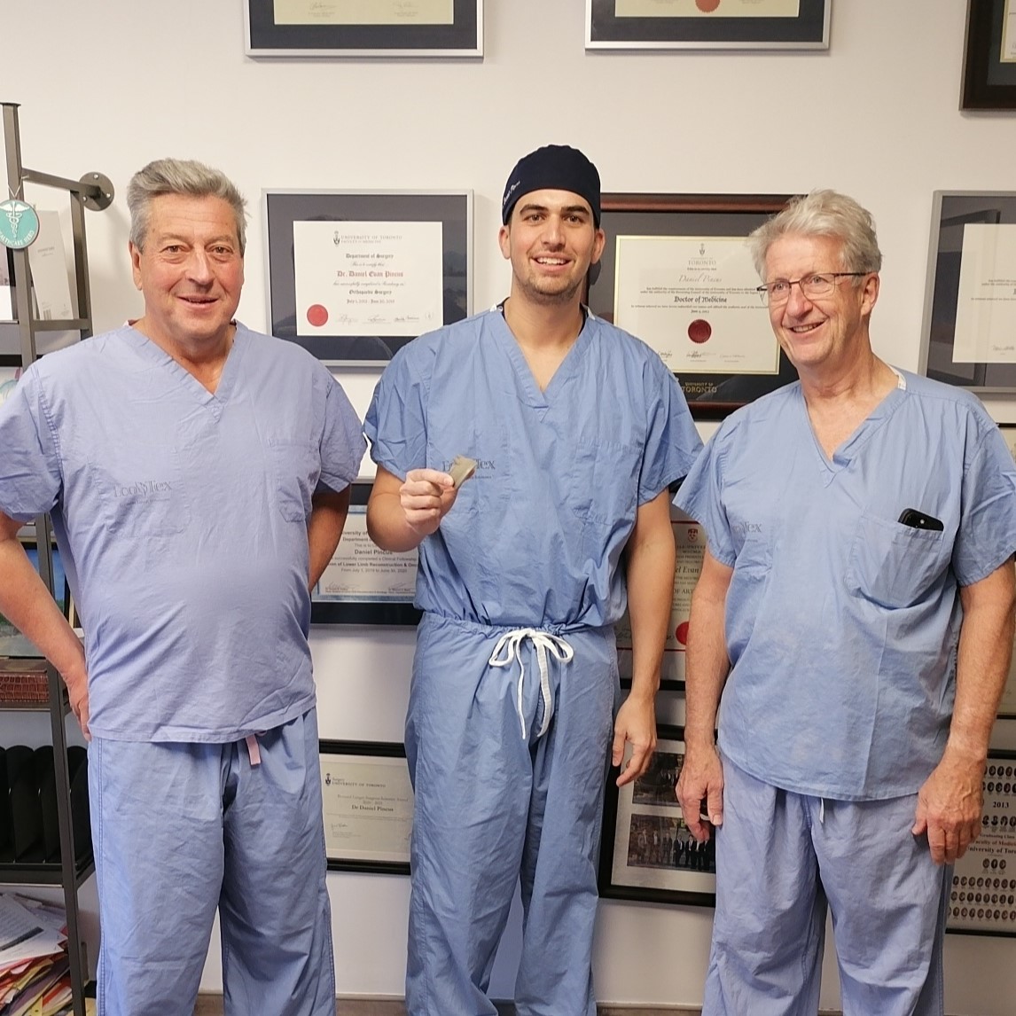We are thrilled to announce that the first Polymotion® Hip Resurfacing (PHR®)* procedure in Ontario, Canada was successfully performed last month! The surgery was part of a training event aimed at introducing surgeons to the cutting-edge PHR® system. The event and procedure were