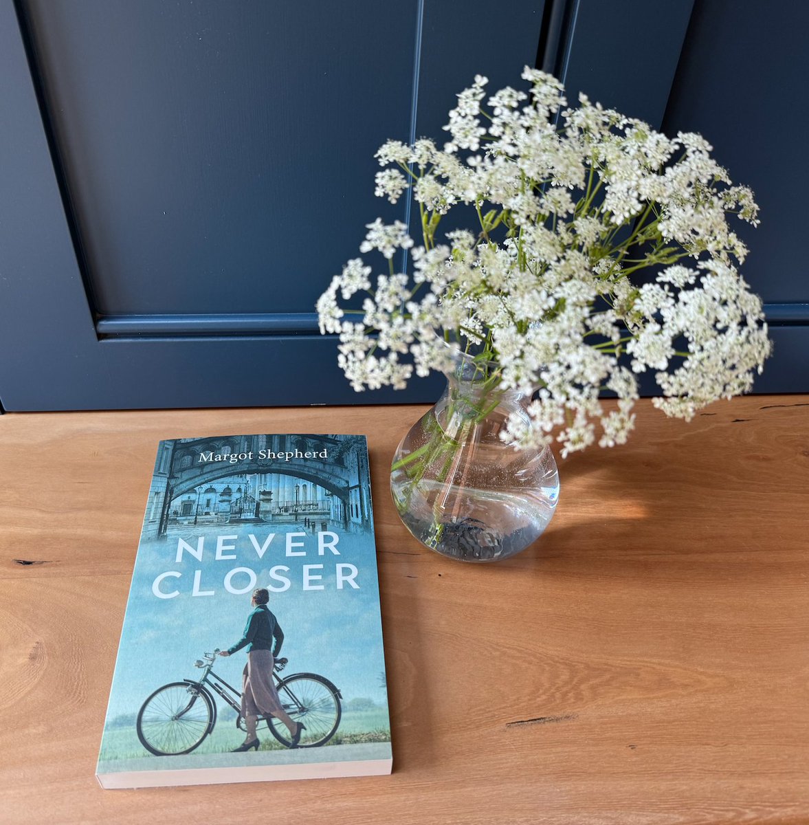MargotShepherdW's tweet photo. Today I joined the Historical Novel Society. They have lots of book reviews to help you find a book you'll love. I was overwhelmed to find Never Closer was Editors choice in this month's magazine. Thank you @histnovsoc  @katmezzacappa #historicalnovels #womensfiction #nevercloser https://t.co/GDesAR7bkx
