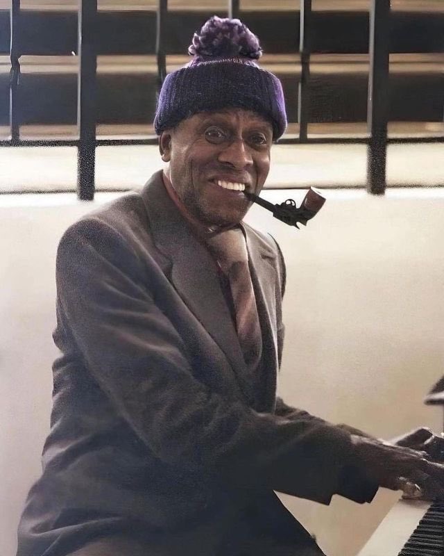 Scatman Crothers May 23, 1910 – November 22, 1986 Scatman Crothers, who played caretaker Dick Halloran, playing piano on the Overlook set, with a pipe shaped like a pistol The Shining 1980