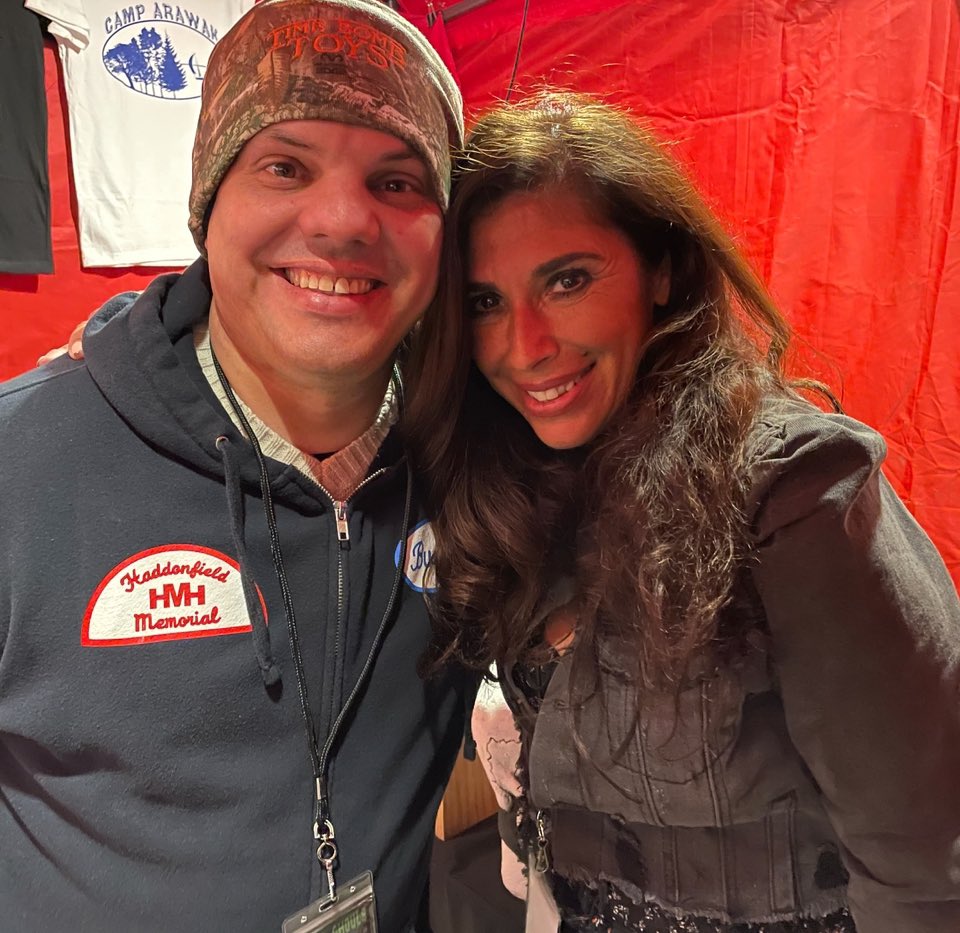 Happy Birthday to @Felissa_Rose, one of the most genuine & coolest people I’ve had the pleasure of meeting. Business goal is to have her in the shop for a signing someday! And🤞that we’ll eventually get that Angela figure we’ve been begging every manufacturer for the past decade.