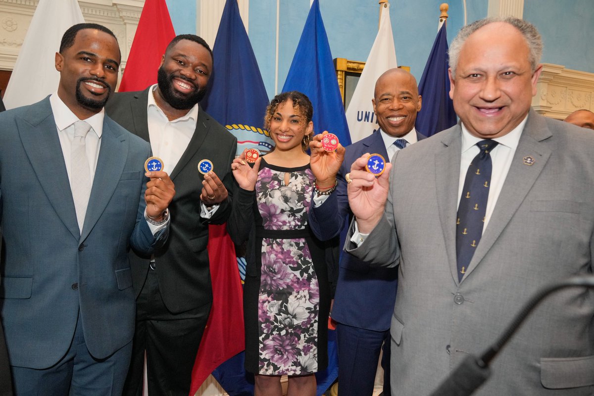 New York City is always so proud to host our men and women in uniform every year for #FleetWeek. To our courageous guests, enjoy our city and thank you for your service!