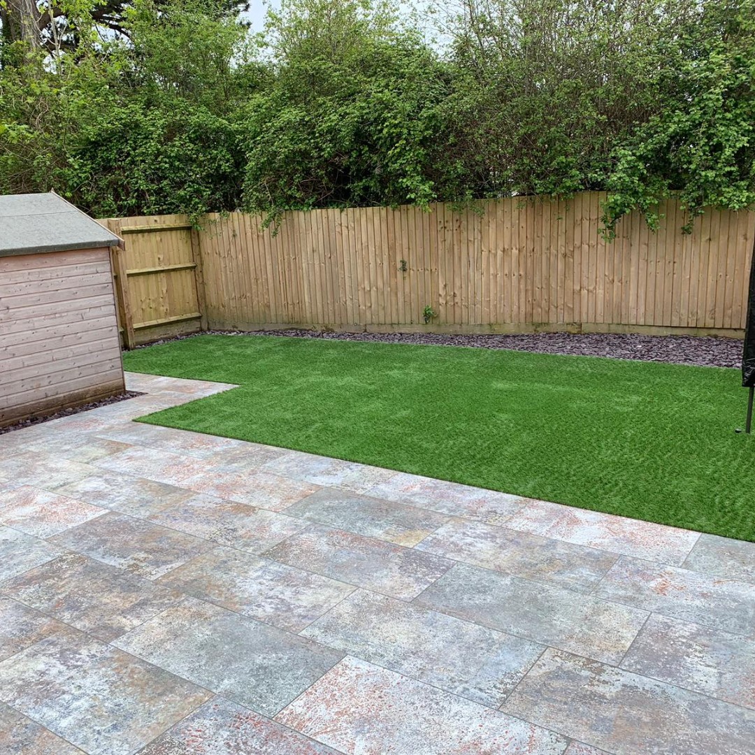 How lovely does our Sonora Porcelain Paving look?

Senora outdoor porcelain is a 20mm thick outdoor porcelain tile designed to offer a multi-tonal and multi-textured finish, to provide a unique and striking look. 

Shop Sonora: ow.ly/7eof50RSIg9
#gardenporcelain